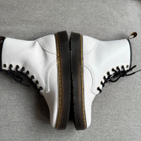 Dr Martens Zavala White Smooth Leather 8 Eye Combat Boots Women 6 - Picture 7 of 12